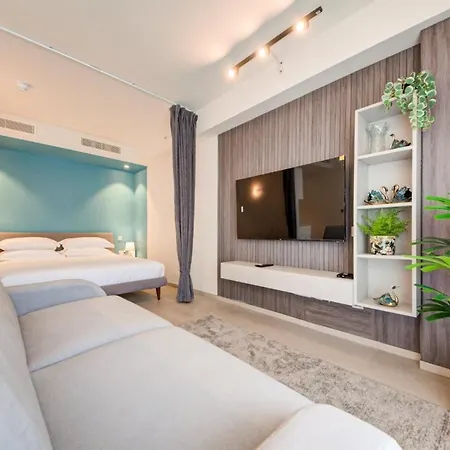 Mercury 317 - 2x Pool Cards Access & Shopping Mall