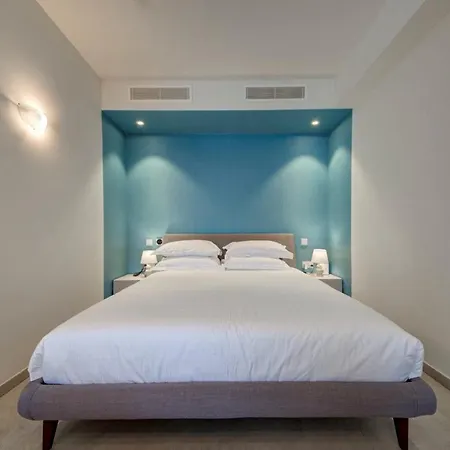 Mercury 317 - 2x Pool Cards Access & Shopping Mall Saint Julian's