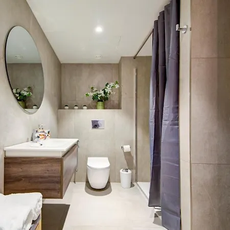 Mercury 317 - 2x Pool Cards Access & Shopping Mall * Saint Julian's